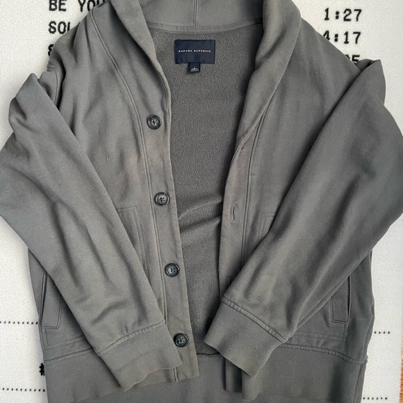 Banana Republic Cardigan - Picture 3 of 4